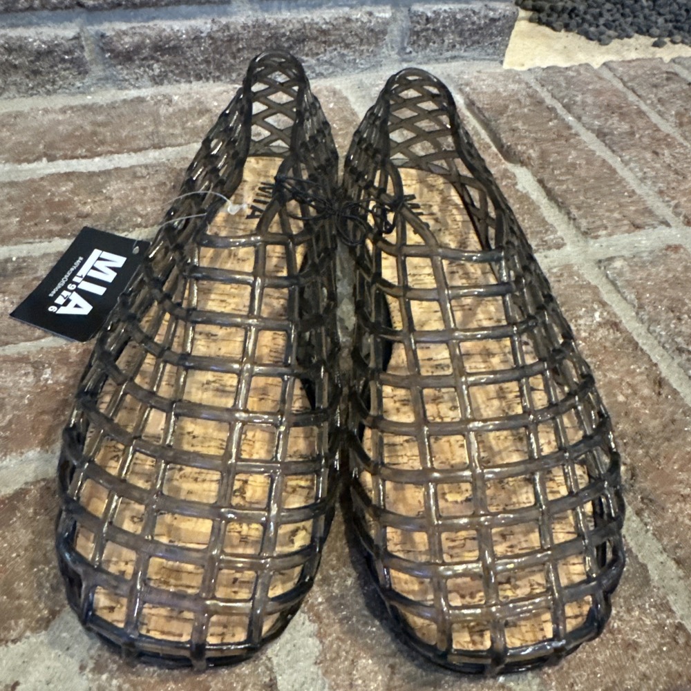MIA Womens Darleene Jelly Mesh Slip On Flat Open Grid Rubber Shoes Gray Sz 10 - Picture 13 of 15